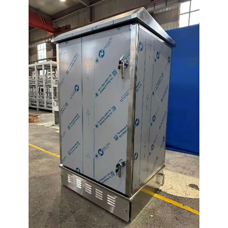 Ban phân phối ngoài trời